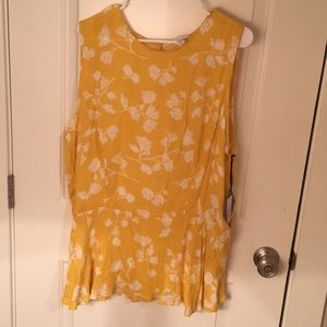 Yellow shirt with white botanical detailing